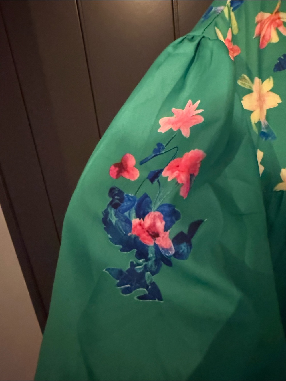 🪻Mod Boutique Women’s Green Floral Embroidered Peasant Top Boho Chic - Size L - Picture 6 of 10